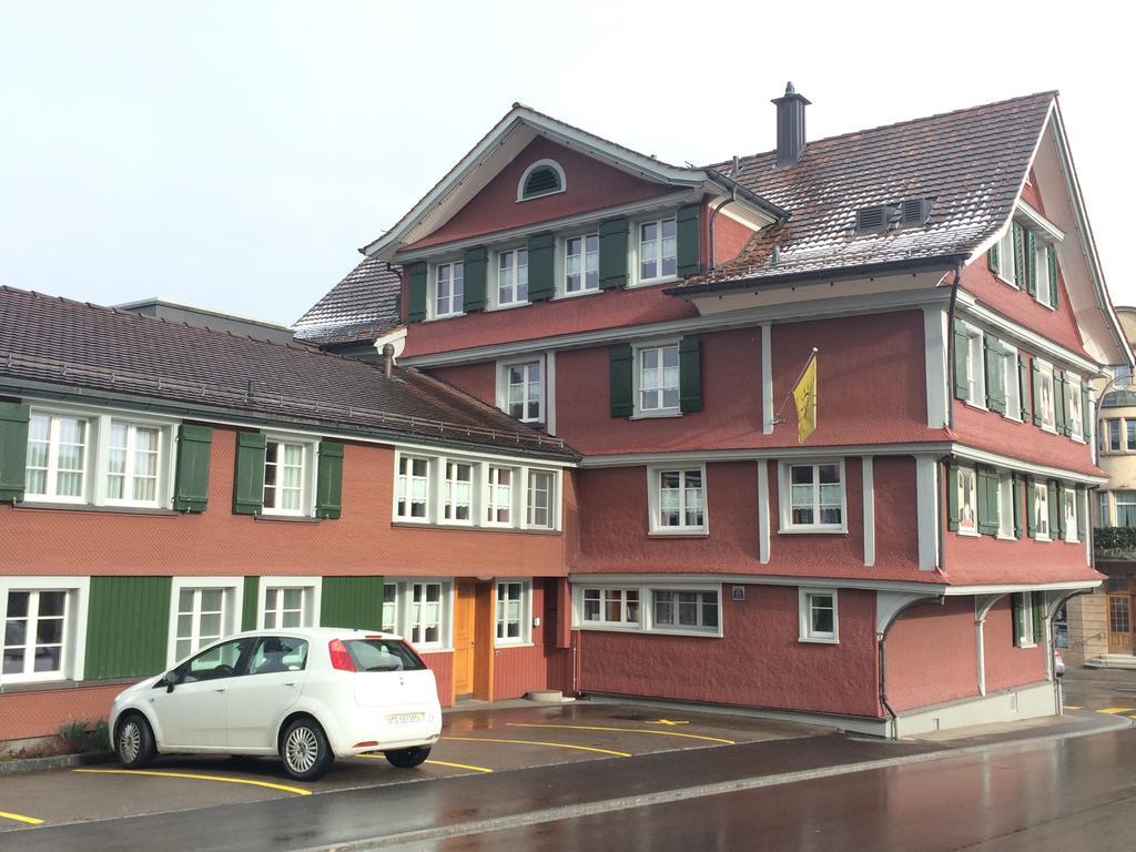 Gastehaus Sonne Hotell Bütschwil Exteriör bild